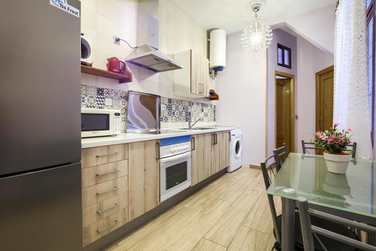 Charming Tirso De Molina I Leilighet Madrid Eksteriør bilde